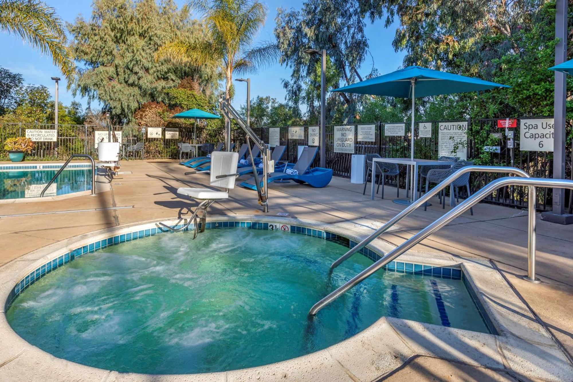 Hampton Inn Carlsbad North San Diego County Exterior photo